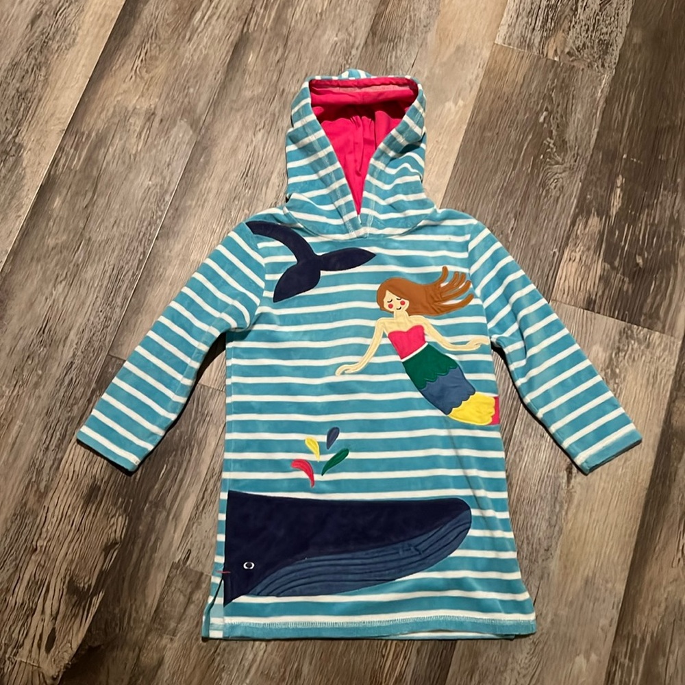 Boden kids terry beach pool cover up. Size 6/7 little girl